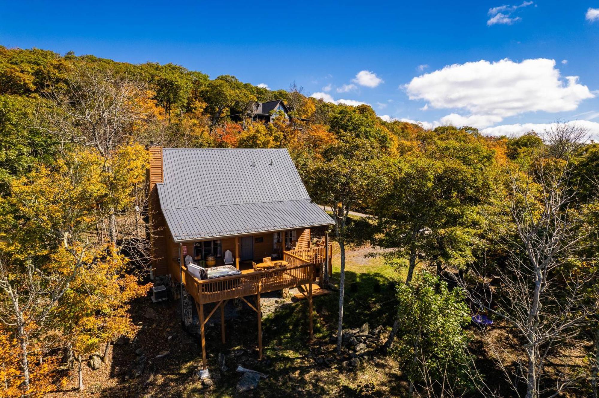 Above The Clouds Villa West Jefferson Exterior foto